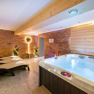 Jarosta & Spa, Ac -free Parking Zakopane