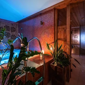 4* Hotell Gold